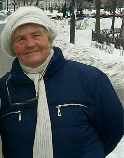 Ğalına Dovğopola. Rusiye tarafından Qırımda "devlet hainligi" içün 12 yılğa üküm etilgen 70 yaşındaki siyasiy mabüs Ğalına Dovğopola. Rusiye tarafından Qırımda "devlet hainligi" içün 12 yılğa üküm etilgen 70 yaşındaki siyasiy mabüs