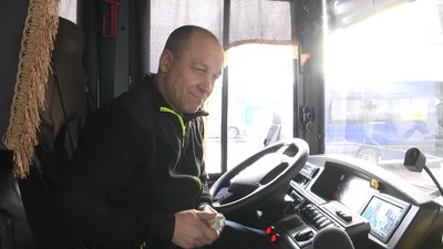 На Житомирщині проїзд на приміському маршруті №115 "Житній ринок — Озерне" подорожчає На Житомирщині проїзд на приміському маршруті №115 "Житній ринок — Озерне" подорожчає