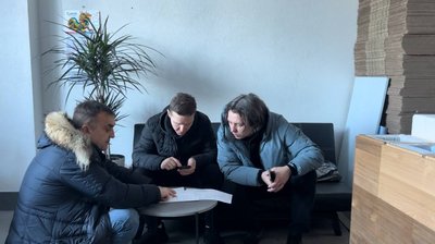 Троє підприємців з Луганщини будують на Хмельниччині житло на продаж Троє підприємців з Луганщини будують на Хмельниччині житло на продаж