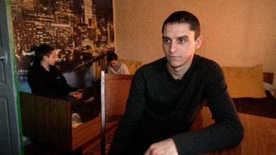 Багатодітна родина з Сумщини переїхала на Чернігівщину через збільшення обстрілів Багатодітна родина з Сумщини переїхала на Чернігівщину через збільшення обстрілів