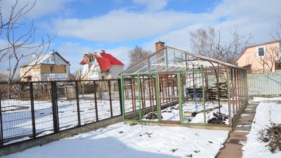 Розділені "бетонкою" й об’єднані обстрілами: як живуть жителі мікрорайонів Півці та Олександрівка у Чернігові Розділені "бетонкою" й об’єднані обстрілами: як живуть жителі мікрорайонів Півці та Олександрівка у Чернігові