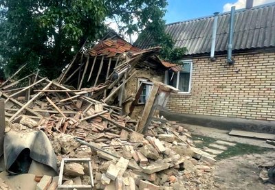 Обстріли Нікопольщини, зґвалтування дитини, черги до ЦНАПів. Головні новини Дніпра та області 12 липня Обстріли Нікопольщини, зґвалтування дитини, черги до ЦНАПів. Головні новини Дніпра та області 12 липня