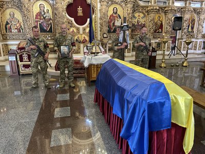 На війні з РФ загинув солдат Дмитро Легар: із воїном попрощались в Полтаві На війні з РФ загинув солдат Дмитро Легар: із воїном попрощались в Полтаві
