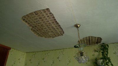 «Вискочила у город, впала і чекала, коли закінчиться це пекло»: очевидці розповіли про атаку РФ по Новгороду-Сіверському «Вискочила у город, впала і чекала, коли закінчиться це пекло»: очевидці розповіли про атаку РФ по Новгороду-Сіверському