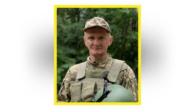 На Чернігівщині попрощалися з військовими Сергієм Сєрим, Євгеном Бушурою та Сергієм Сальніковим На Чернігівщині попрощалися з військовими Сергієм Сєрим, Євгеном Бушурою та Сергієм Сальніковим
