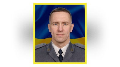 Попрощалися з двома загиблими бійцями з Чернігівщини: Русланом Шуйським та Ігорем Шостаком Попрощалися з двома загиблими бійцями з Чернігівщини: Русланом Шуйським та Ігорем Шостаком
