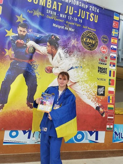 19 медалей вибороли спортсмени Житомирщини на Чемпіонаті Європи з Комбат Дзю-Дзюцу в Іспанії 19 медалей вибороли спортсмени Житомирщини на Чемпіонаті Європи з Комбат Дзю-Дзюцу в Іспанії