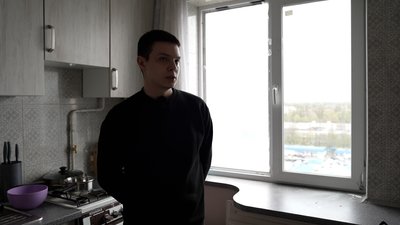 "Ми вибігаємо до коридору — одразу вибух!": розповідь очевидців про дронову атаку РФ на Чернігів "Ми вибігаємо до коридору — одразу вибух!": розповідь очевидців про дронову атаку РФ на Чернігів