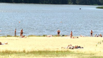 Рятувальна служба Гідропарку в Житомирі: допомога та безпека на воді Рятувальна служба Гідропарку в Житомирі: допомога та безпека на воді