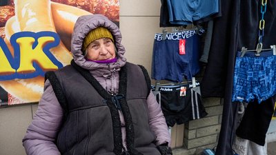 Райгородок жителька Райгородка Валентина Донецька область листопад 2024 рік Райгородок жителька Райгородка Валентина Донецька область листопад 2024 рік