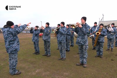 На Одещині попрощались із військовим, який загинув під час бойового завдання у Соледарі На Одещині попрощались із військовим, який загинув під час бойового завдання у Соледарі