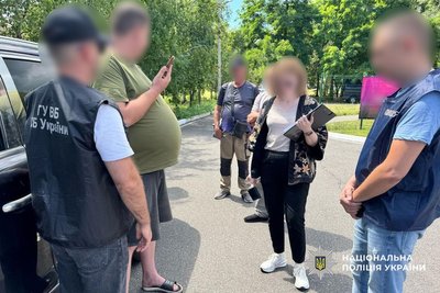 Підробка документів та хабар: двох Черкащан підозрюють у допомозі в ухиленні від мобілізації Підробка документів та хабар: двох Черкащан підозрюють у допомозі в ухиленні від мобілізації