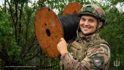 "Постійно зростає рівень складності" — зв'язківці волинської 14 бригади "Постійно зростає рівень складності" — зв'язківці волинської 14 бригади