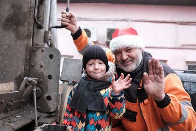 Вантажник підприємства Укрвторресурси-Буковина Вантажник підприємства Укрвторресурси-Буковина