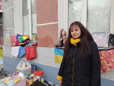 Вогняне шоу та ярмарок-продаж: у Житомирі збирали гроші на автомобіль швидкої допомоги для воїнів-рятувальників Вогняне шоу та ярмарок-продаж: у Житомирі збирали гроші на автомобіль швидкої допомоги для воїнів-рятувальників