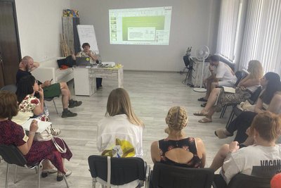 "Свої для своїх": як на Житомирщині допомагають ветеранам в реінтеграції "Свої для своїх": як на Житомирщині допомагають ветеранам в реінтеграції
