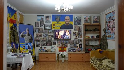 "Знайшов порятунок у волонтерстві": батько загиблого оборонця збирає гроші на дрони для ЗСУ "Знайшов порятунок у волонтерстві": батько загиблого оборонця збирає гроші на дрони для ЗСУ
