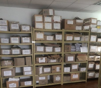 Як працює прифронтовий архів на Рівненщині. Його перевезли через обстріли