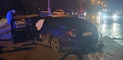 У Львові внаслідок зіткнення двох авто загинув 26-річний львів'янин У Львові внаслідок зіткнення двох авто загинув 26-річний львів'янин