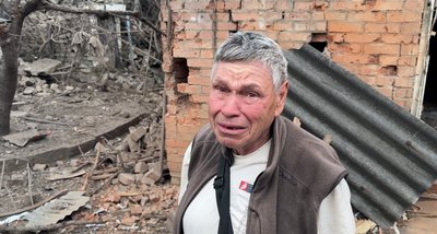 "Прокидаюся — піді мною горить". У Слов’янську авіабомба вдарила по приватних будинках: якою була нічна атака "Прокидаюся — піді мною горить". У Слов’янську авіабомба вдарила по приватних будинках: якою була нічна атака