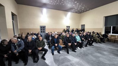 На Волині селяни проти будівництва птахофабрики на 200 тисяч курей. Що не так На Волині селяни проти будівництва птахофабрики на 200 тисяч курей. Що не так