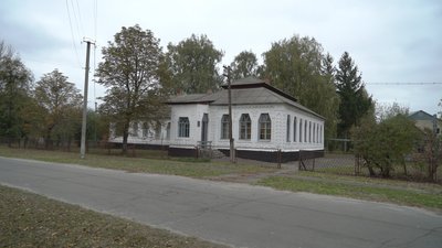 "Школи Сластіона: загублене минуле". Документальний проєкт про школи Лохвицького земства "Школи Сластіона: загублене минуле". Документальний проєкт про школи Лохвицького земства