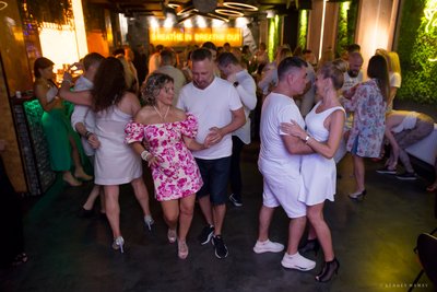 Смакуй, слухай, відкривай: чим здивують перші квітневі вихідні в Одесі Смакуй, слухай, відкривай: чим здивують перші квітневі вихідні в Одесі