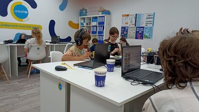 У сільській громаді на Житомирщині для дітей відкрили Цифровий освітній центр СПІЛЬНО У сільській громаді на Житомирщині для дітей відкрили Цифровий освітній центр СПІЛЬНО
