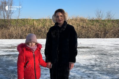 "Такої зими в нас давно не було": як озеро в Ізмаїлі перетворилося на льодову ковзанку "Такої зими в нас давно не було": як озеро в Ізмаїлі перетворилося на льодову ковзанку