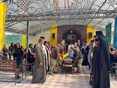 На Тернопільщині, попрощалися, в останню дорогу, військовий Микола Василик, 19 серпня 2026 року На Тернопільщині, попрощалися, в останню дорогу, військовий Микола Василик, 19 серпня 2026 року