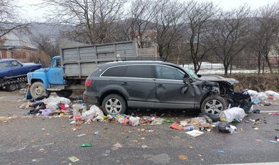 ДТП на трасі "Тернопіль-Львів" ДТП на трасі "Тернопіль-Львів"