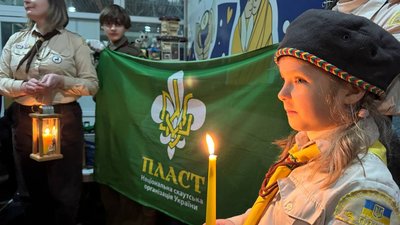 У Миколаїв привезли Вифлеємський вогонь