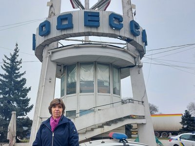 Україна отримає ДНК-лабораторію для ідентифікації жертв війни — очільниця МЗС Франції в Одесі Україна отримає ДНК-лабораторію для ідентифікації жертв війни — очільниця МЗС Франції в Одесі