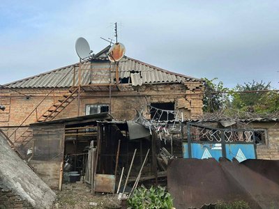 Наслідки атаки на Дніпро, вдарили по двох районах, збиті БпЛА, спалах у небі. Головні новини Дніпра та області 1 жовтня Наслідки атаки на Дніпро, вдарили по двох районах, збиті БпЛА, спалах у небі. Головні новини Дніпра та області 1 жовтня