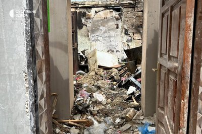 Подвійний удар "шахедів": родина на межі трагедії, порятунок з вогню та розповіді очевидців Подвійний удар "шахедів": родина на межі трагедії, порятунок з вогню та розповіді очевидців