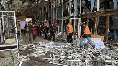 На Барабашово вдарив дрон та побив магазини На Барабашово вдарив дрон та побив магазини