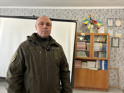 "Думав, що тут кожен сам за себе": як ресоціалізують неповнолітніх у Кременчуцькій колонії "Думав, що тут кожен сам за себе": як ресоціалізують неповнолітніх у Кременчуцькій колонії