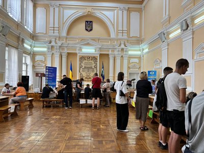 Вступна кампанія: кількість бюджетних місць в університетах Житомира та які спеціальності обирають Вступна кампанія: кількість бюджетних місць в університетах Житомира та які спеціальності обирають
