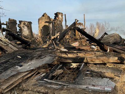 Врятувало, що ночували в хаті поруч: очевидці про дронову атаку на Черкащину 25 листопада Врятувало, що ночували в хаті поруч: очевидці про дронову атаку на Черкащину 25 листопада