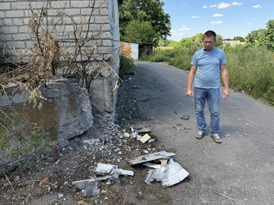 “Село наче вимерло”: як живе Іверське під ударами “Молній”, “Ланцетів” та FPV-дронів