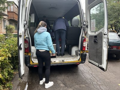 допомога евакуація маломобільних людей з Краматорська та Дружківки Донецька область 14 жовтня 2024 рік допомога евакуація маломобільних людей з Краматорська та Дружківки Донецька область 14 жовтня 2024 рік