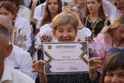 В Ужгороді 15 випускників склали НМТ на 200 балів В Ужгороді 15 випускників склали НМТ на 200 балів