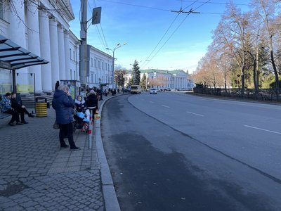 "Якщо розраховуюсь телефоном – блокує": як налагодити безготівкову оплату в автобусах Полтави "Якщо розраховуюсь телефоном – блокує": як налагодити безготівкову оплату в автобусах Полтави