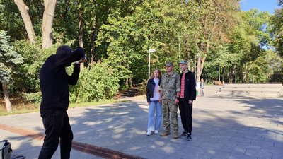 У Вінниці для сімей ветеранів організували безплатну фотосесію У Вінниці для сімей ветеранів організували безплатну фотосесію