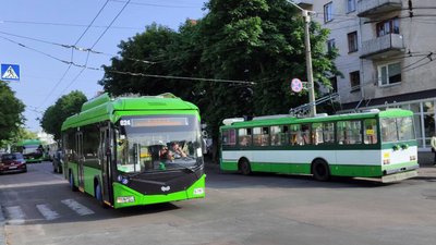 У Житомирі на Великдень змінять рух транспорту і посилять патрулювання У Житомирі на Великдень змінять рух транспорту і посилять патрулювання