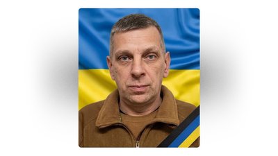 На Чернігівщині попрощалися з військовими Ігорем Барановим, Михайлом Медвідем та Олегом Мартиненком На Чернігівщині попрощалися з військовими Ігорем Барановим, Михайлом Медвідем та Олегом Мартиненком