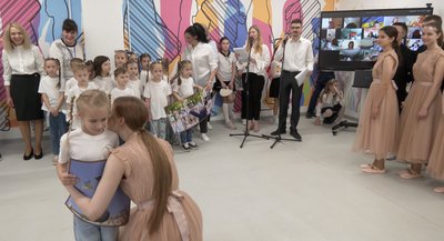 Свято останнього дзвоника у підземному ліцеї Свято останнього дзвоника у підземному ліцеї