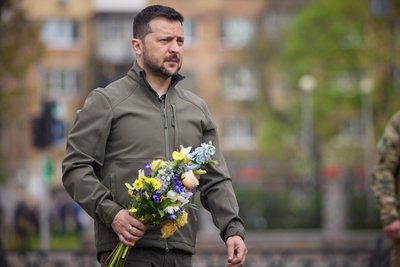 Величезний шрам для всього світу: Зеленський вшанував пам'ять загиблих на ЧАЕС Величезний шрам для всього світу: Зеленський вшанував пам'ять загиблих на ЧАЕС
