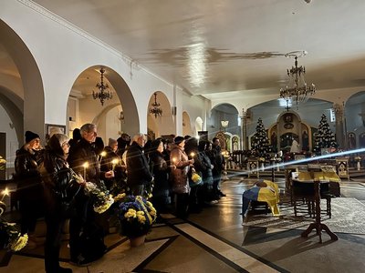 Із 43-річним лейтенантом Андрієм Люклянчуком попрощались у Рівному Із 43-річним лейтенантом Андрієм Люклянчуком попрощались у Рівному