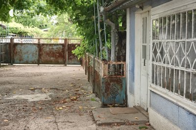 «У мене діти. Я не знала, куди йти»: історія родини з Бахмута, яка живе на Одещині «У мене діти. Я не знала, куди йти»: історія родини з Бахмута, яка живе на Одещині